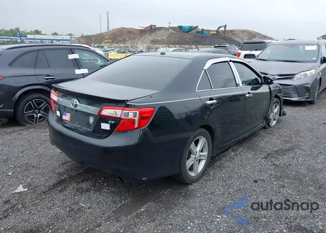 2012 Toyota Camry Se z USA, uszkodzony, nr VIN 4T1BF1FK8CU082185